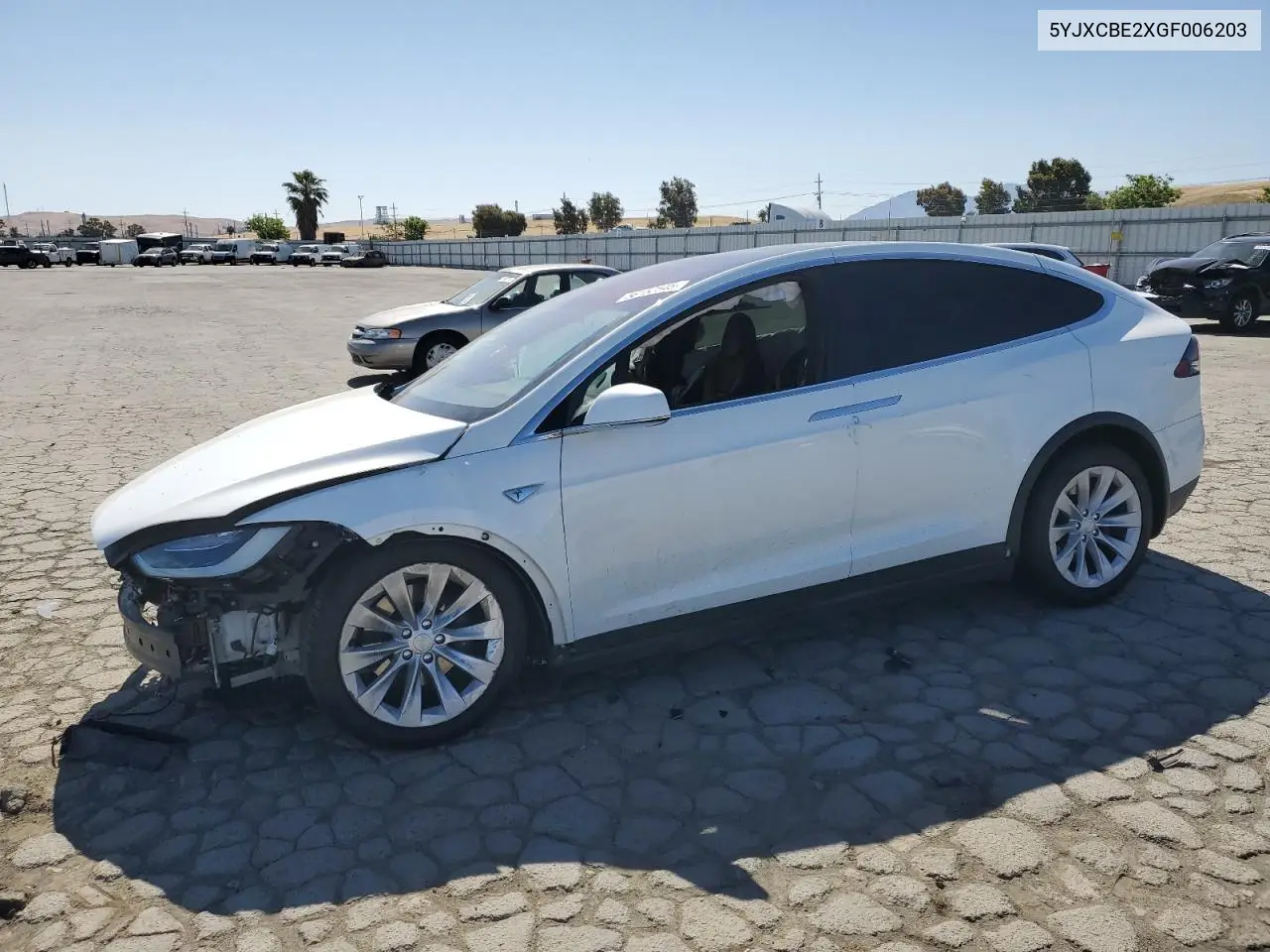 2016 Tesla Model X VIN: 5YJXCBE2XGF006203 Lot: 56152545