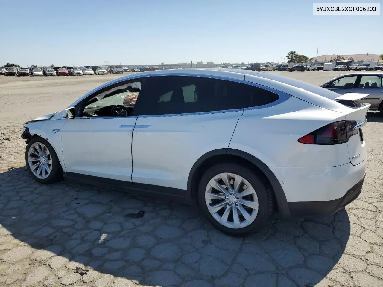 2016 Tesla Model X VIN: 5YJXCBE2XGF006203 Lot: 56152545