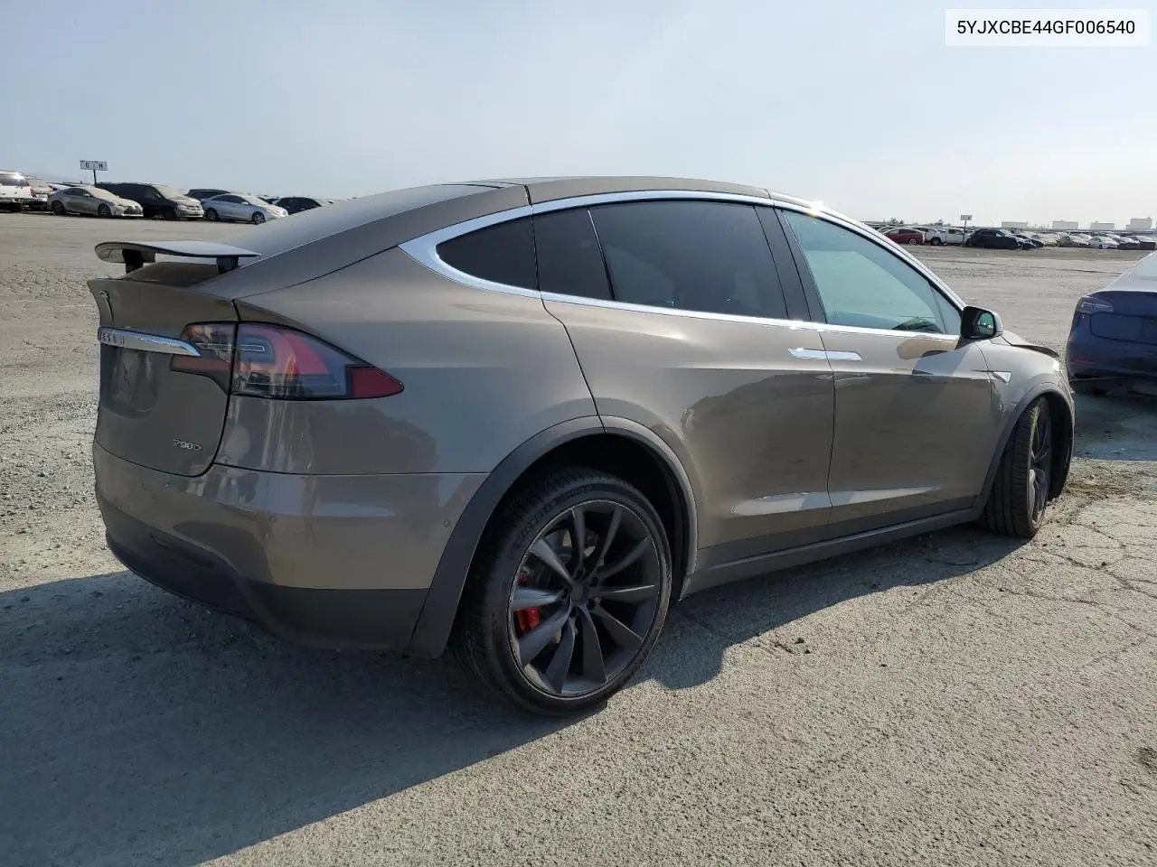 2016 Tesla Model X VIN: 5YJXCBE44GF006540 Lot: 61871925