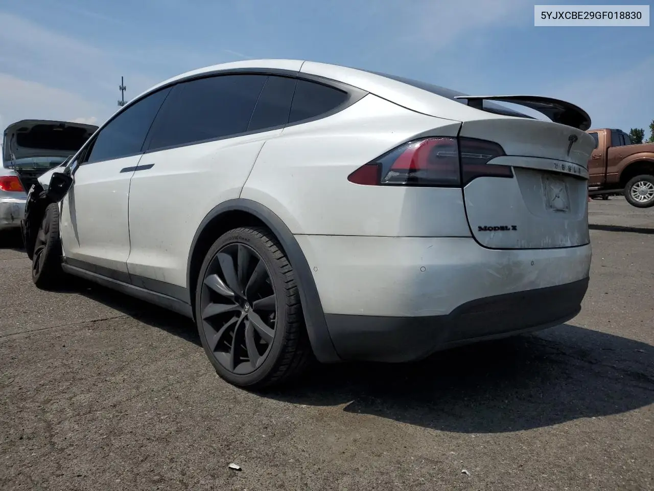 2016 Tesla Model X VIN: 5YJXCBE29GF018830 Lot: 62236505