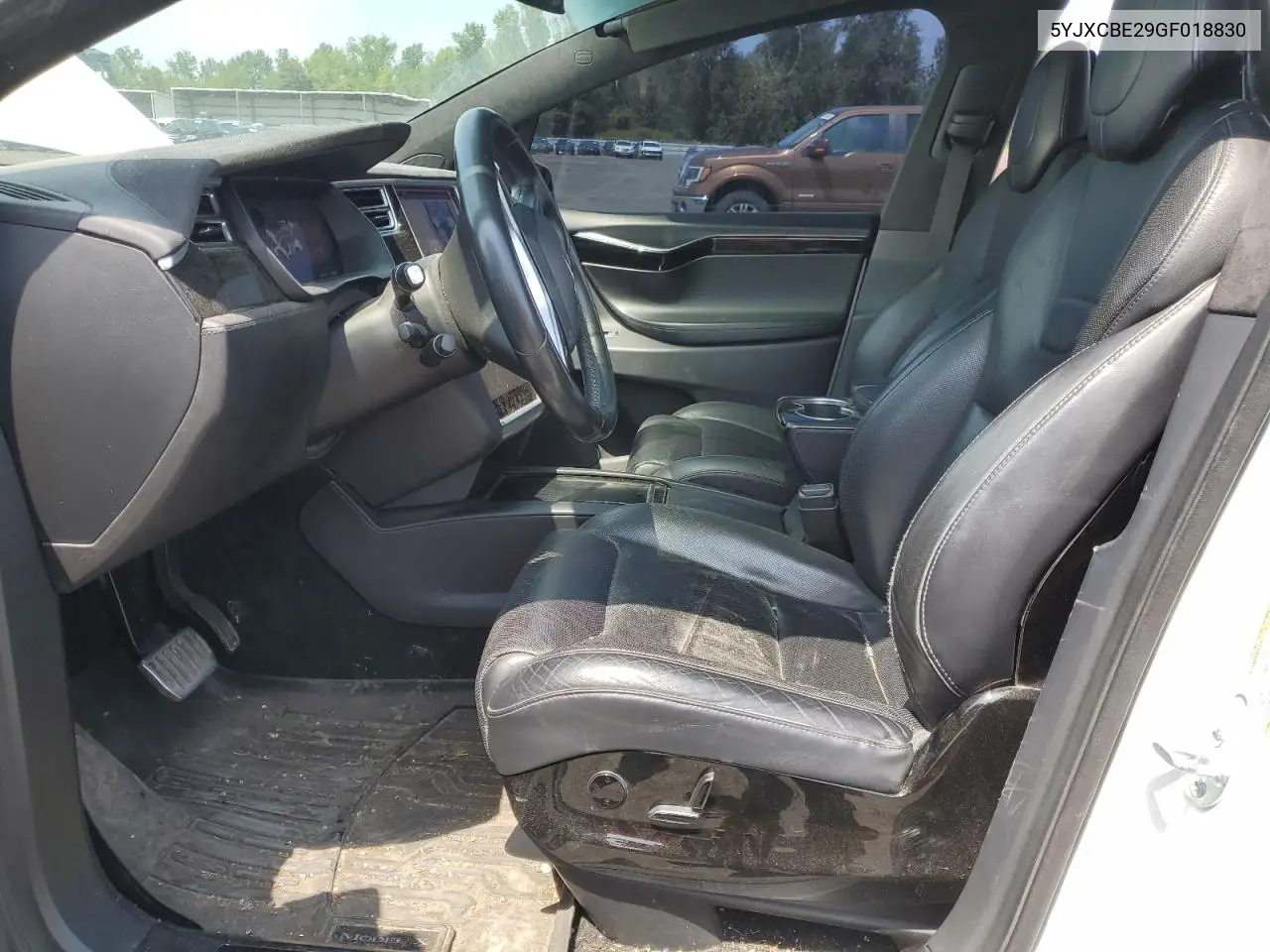 2016 Tesla Model X VIN: 5YJXCBE29GF018830 Lot: 62236505