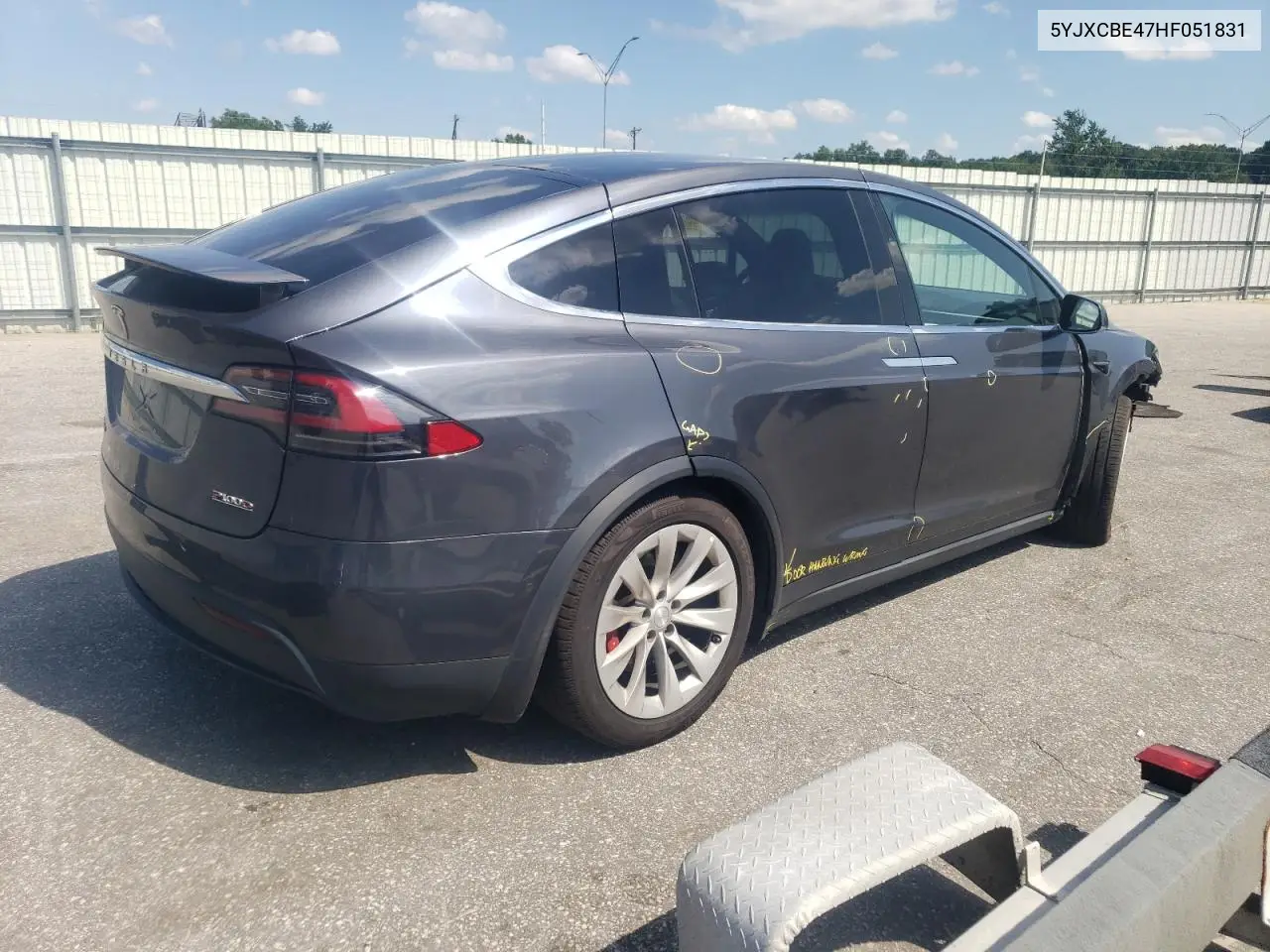 2017 Tesla Model X VIN: 5YJXCBE47HF051831 Lot: 60477055
