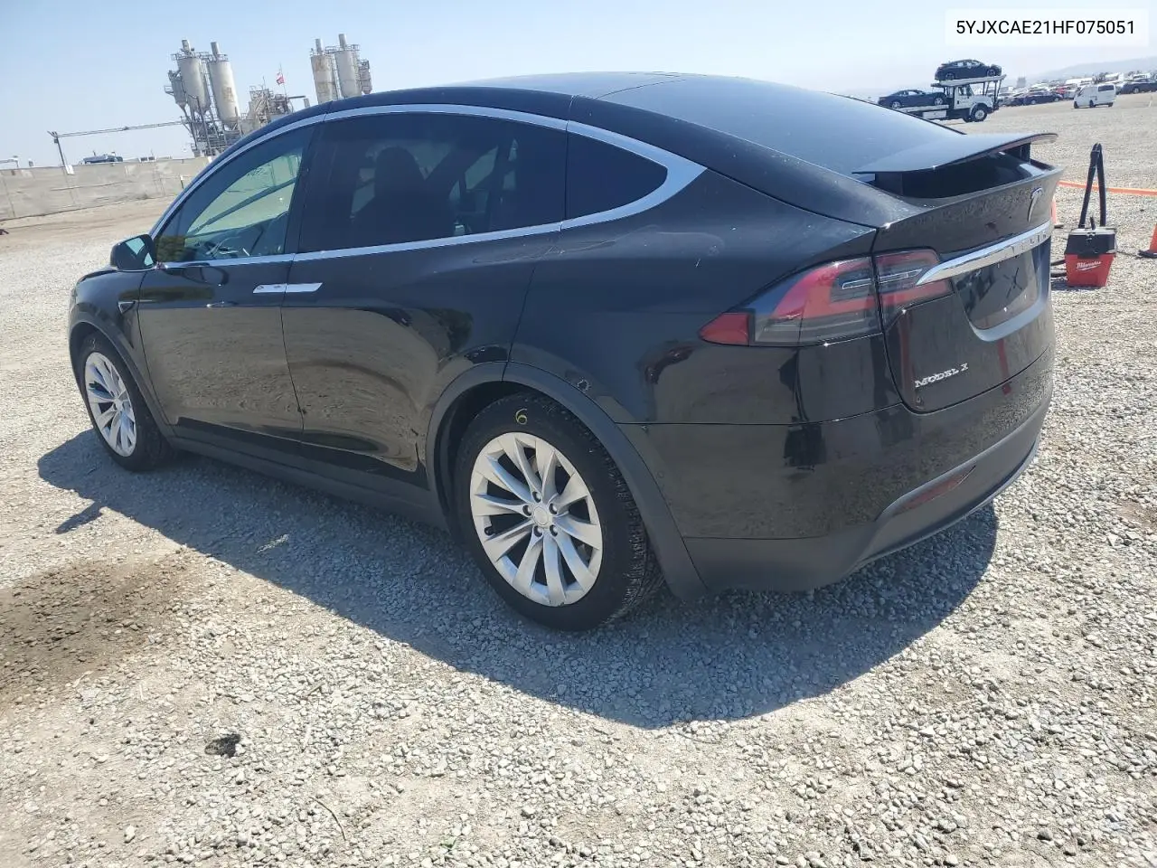 2017 Tesla Model X VIN: 5YJXCAE21HF075051 Lot: 60926115