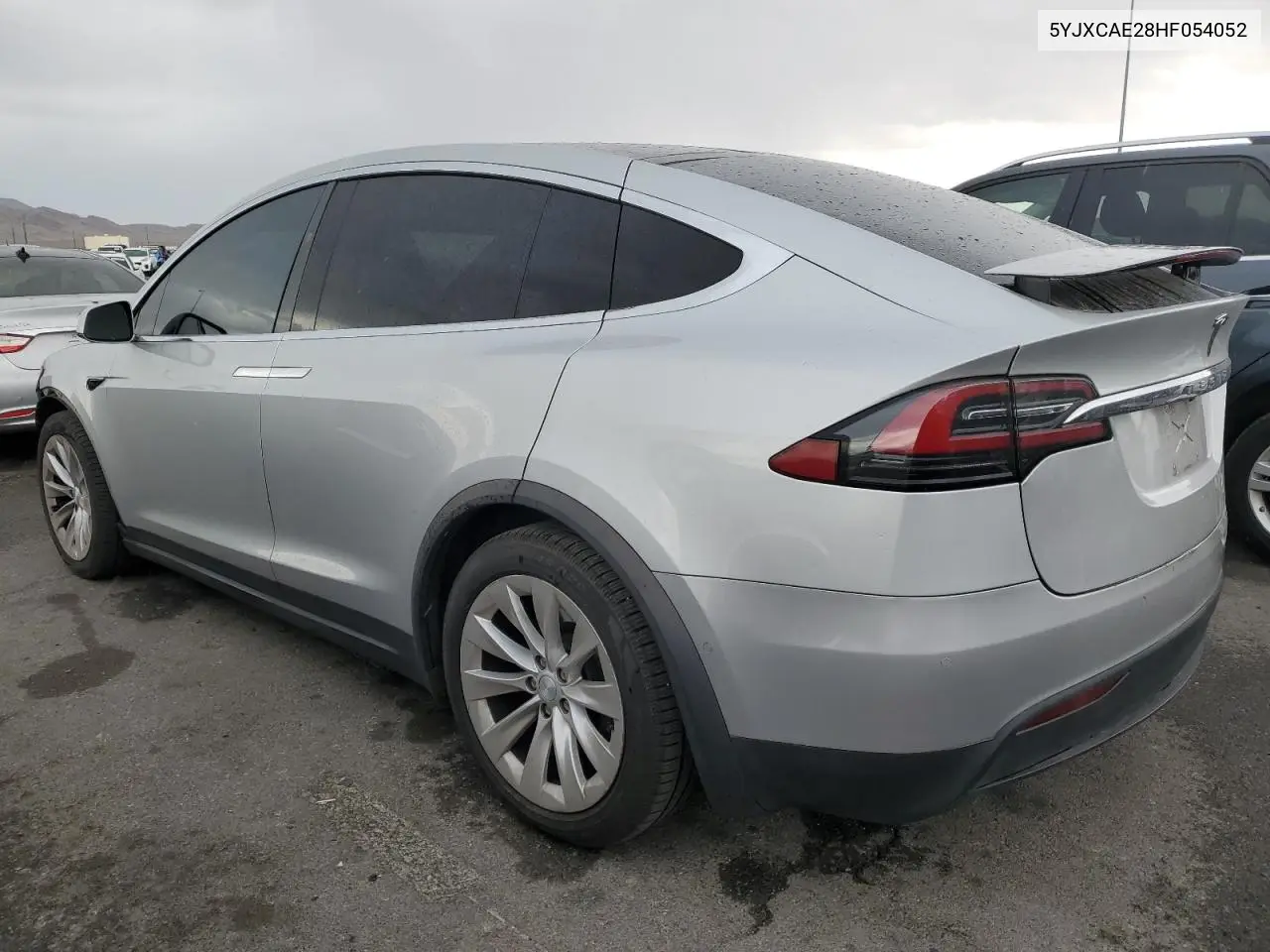 2017 Tesla Model X VIN: 5YJXCAE28HF054052 Lot: 63107325