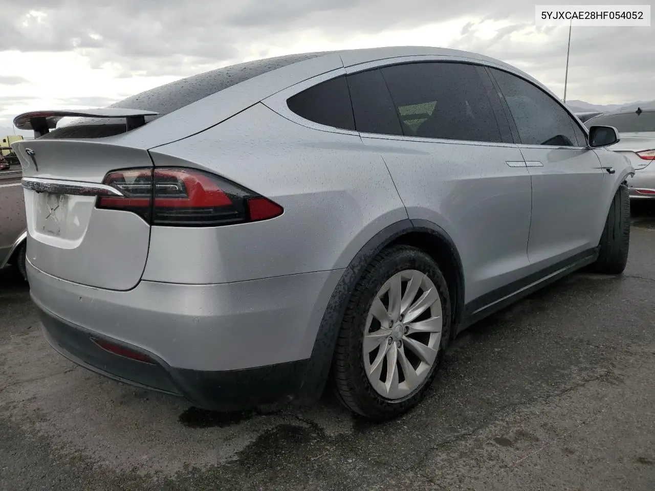 2017 Tesla Model X VIN: 5YJXCAE28HF054052 Lot: 63107325