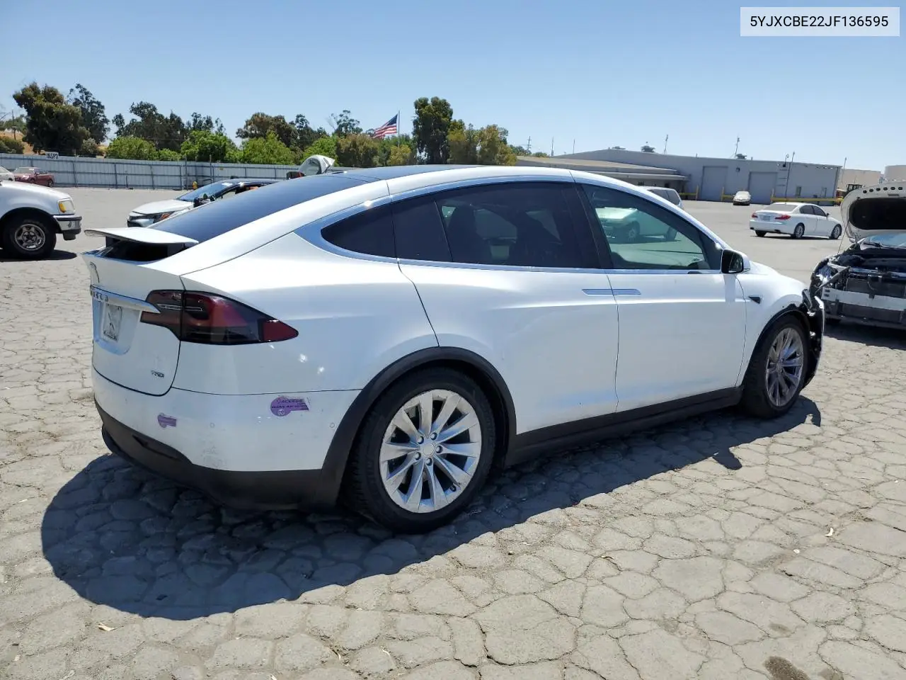 2018 Tesla Model X VIN: 5YJXCBE22JF136595 Lot: 61272195