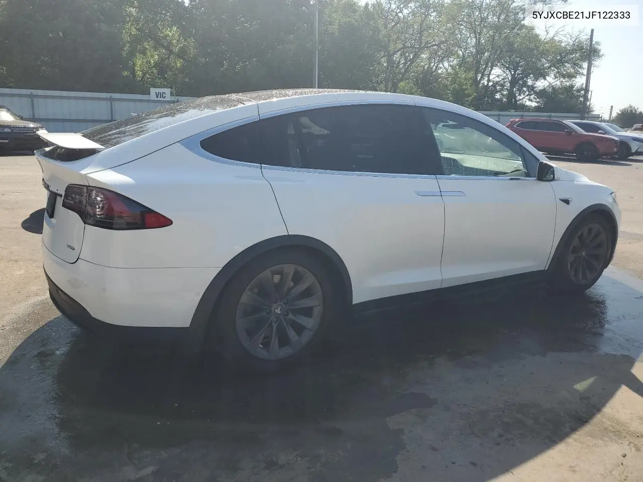 2018 Tesla Model X VIN: 5YJXCBE21JF122333 Lot: 61639495
