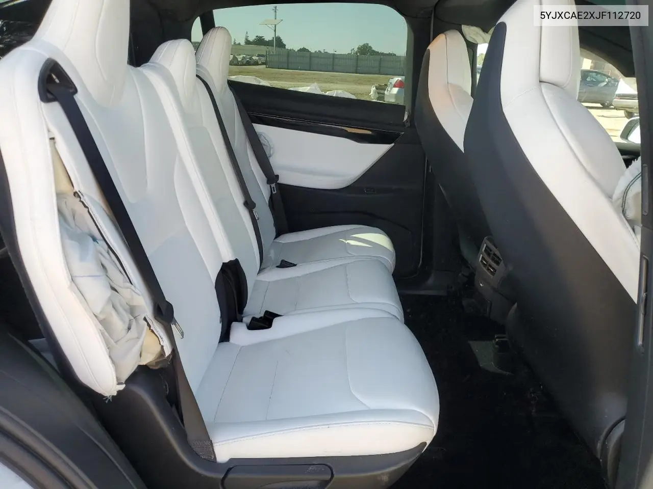 2018 Tesla Model X VIN: 5YJXCAE2XJF112720 Lot: 61868085