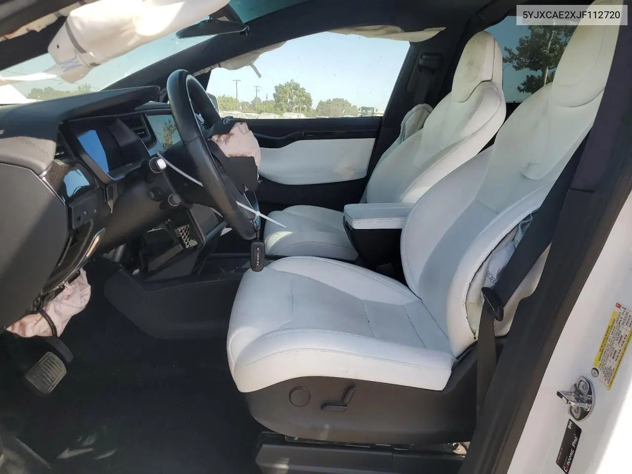 2018 Tesla Model X VIN: 5YJXCAE2XJF112720 Lot: 61868085