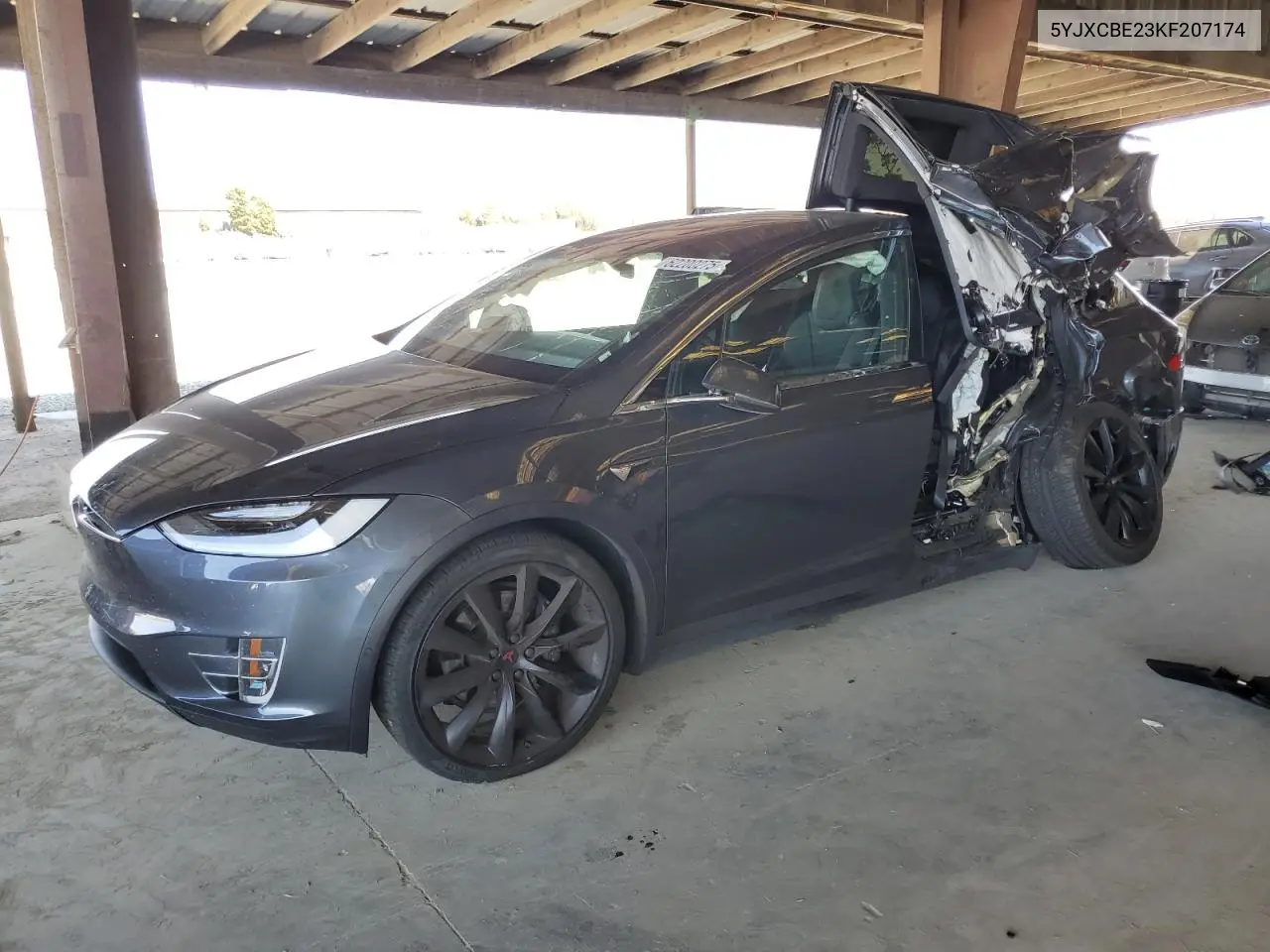 2019 Tesla Model X VIN: 5YJXCBE23KF207174 Lot: 62200275