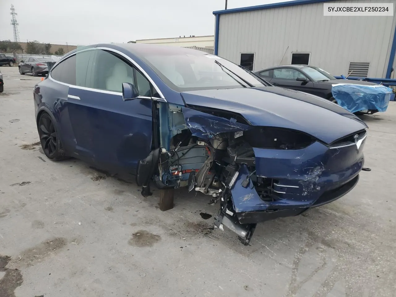 2020 Tesla Model X VIN: 5YJXCBE2XLF250234 Lot: 42236365