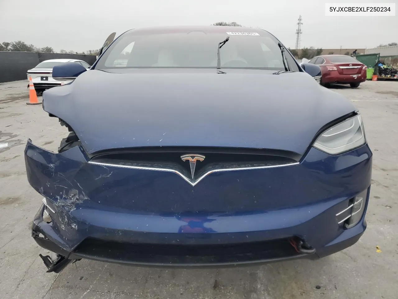 2020 Tesla Model X VIN: 5YJXCBE2XLF250234 Lot: 42236365