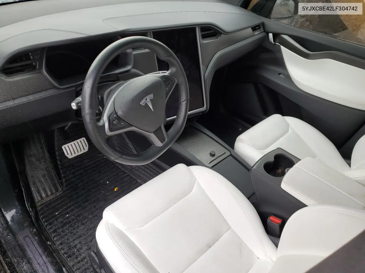 2020 Tesla Model X VIN: 5YJXCBE42LF304742 Lot: 53614825