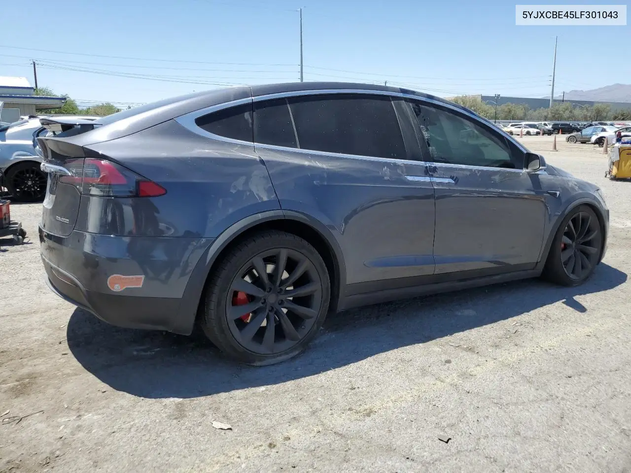 2020 Tesla Model X VIN: 5YJXCBE45LF301043 Lot: 61770415