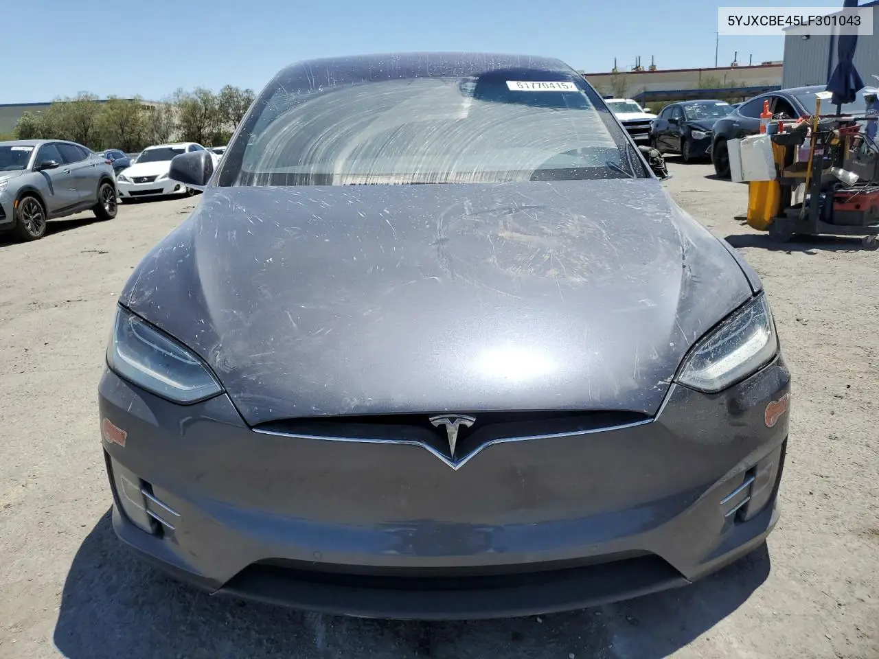 2020 Tesla Model X VIN: 5YJXCBE45LF301043 Lot: 61770415