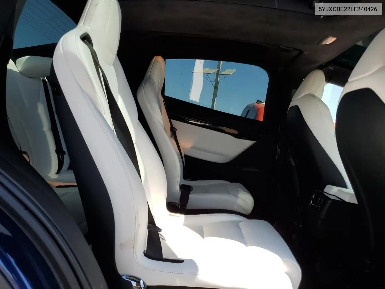 2020 Tesla Model X VIN: 5YJXCBE22LF240426 Lot: 62453085