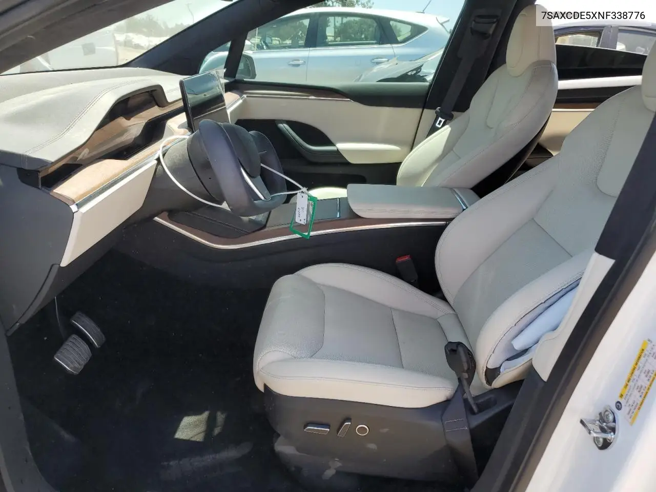 2022 Tesla Model X VIN: 7SAXCDE5XNF338776 Lot: 61865365