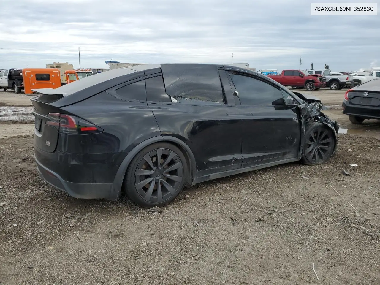2022 Tesla Model X VIN: 7SAXCBE69NF352830 Lot: 86823394