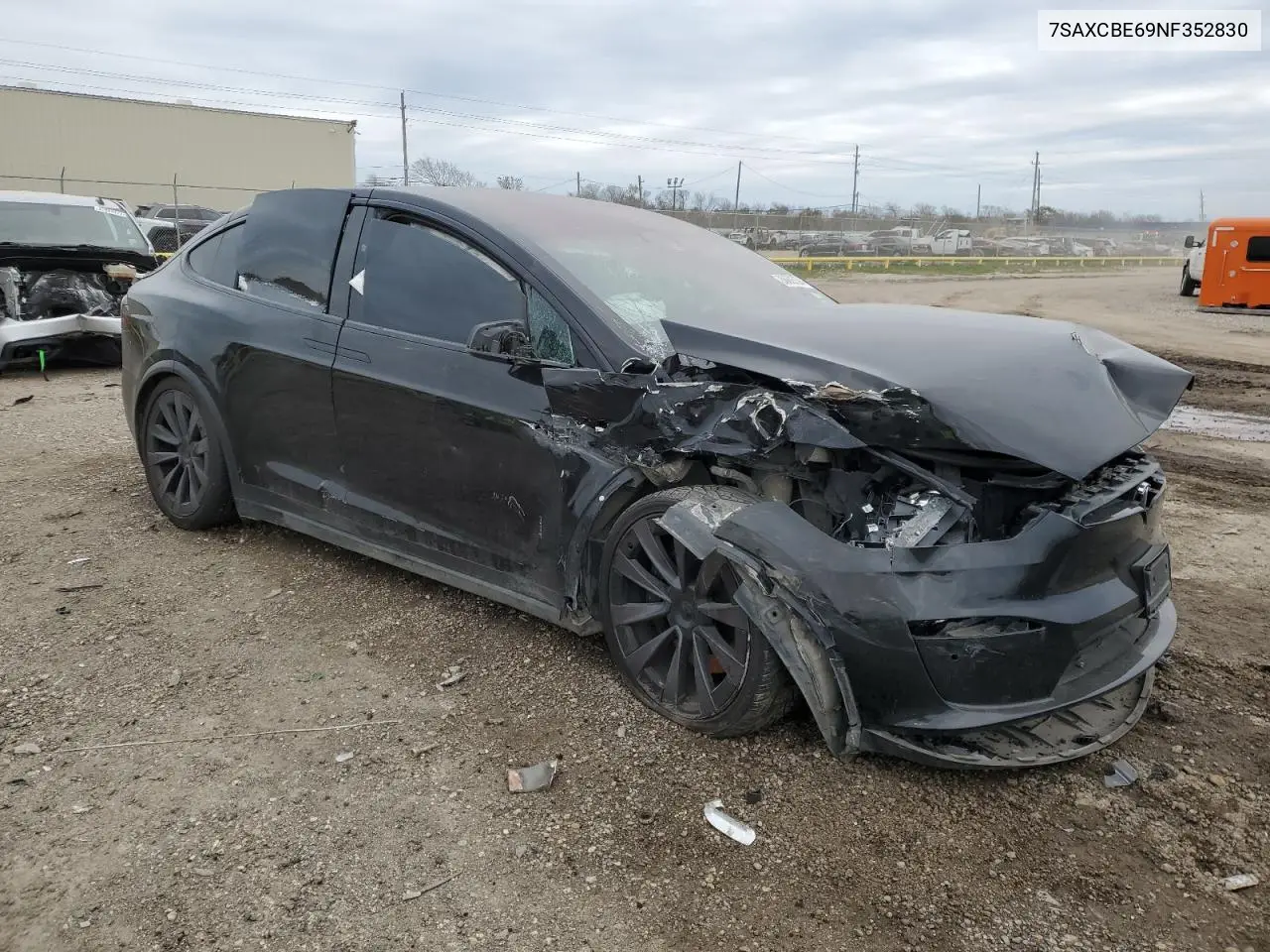 2022 Tesla Model X VIN: 7SAXCBE69NF352830 Lot: 86823394