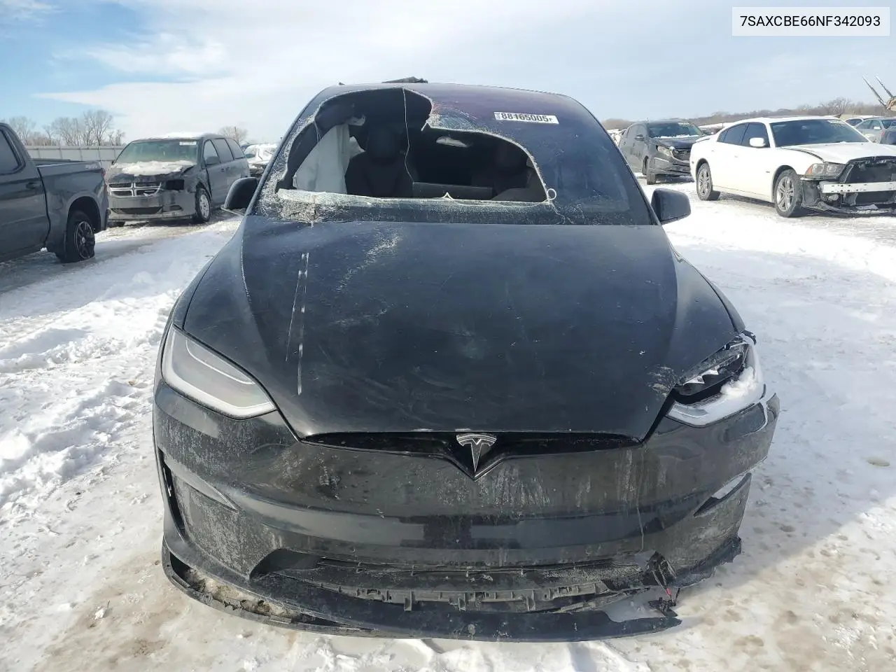 2022 Tesla Model X VIN: 7SAXCBE66NF342093 Lot: 88165005