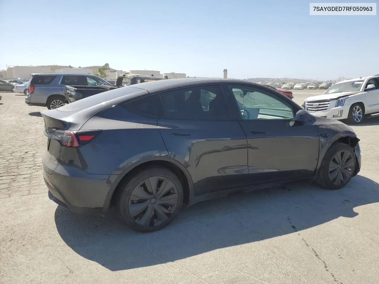 2016 Tesla Model Y VIN: 7SAYGDED7RF050963 Lot: 60683895