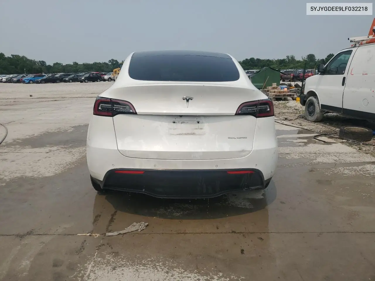 2020 Tesla Model Y VIN: 5YJYGDEE9LF032218 Lot: 59006925