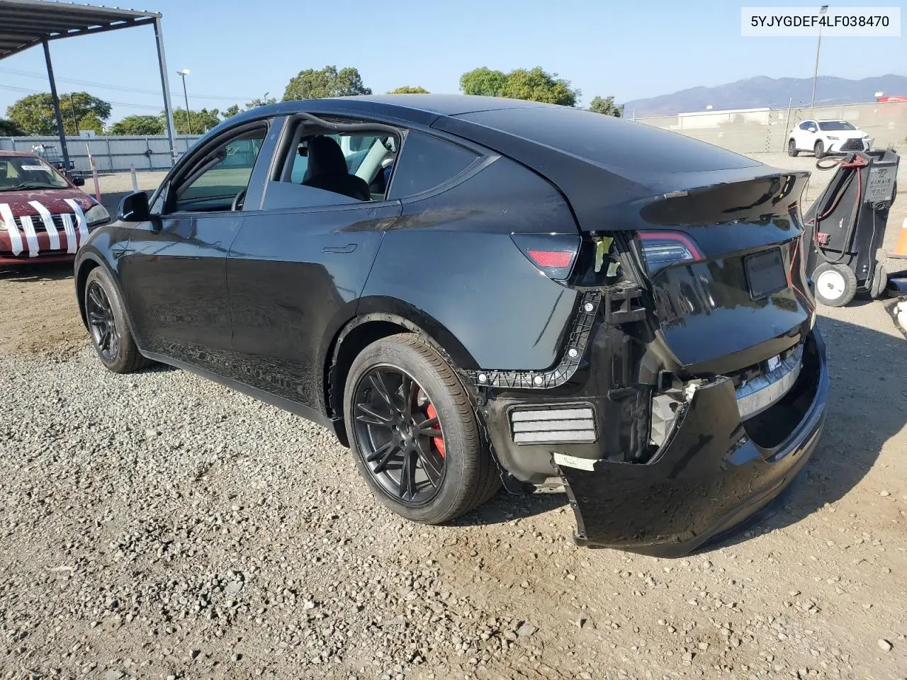 2020 Tesla Model Y VIN: 5YJYGDEF4LF038470 Lot: 61254555