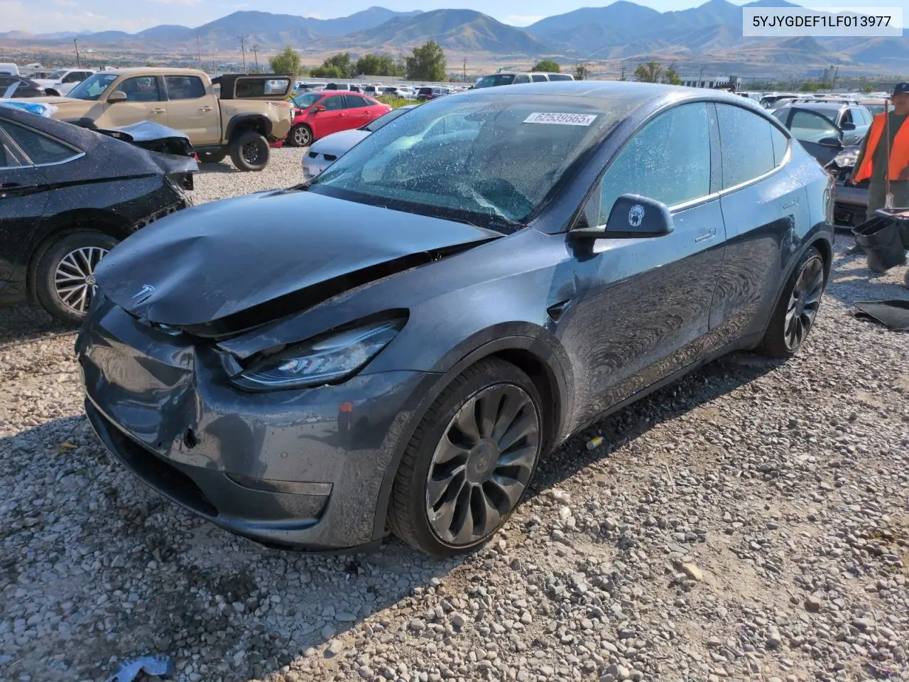 2020 Tesla Model Y VIN: 5YJYGDEF1LF013977 Lot: 62539565