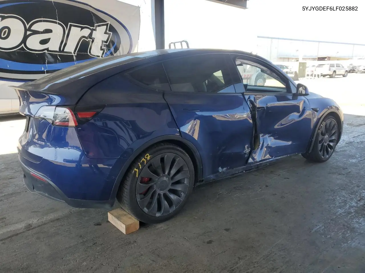 2020 Tesla Model Y VIN: 5YJYGDEF6LF025882 Lot: 62776685