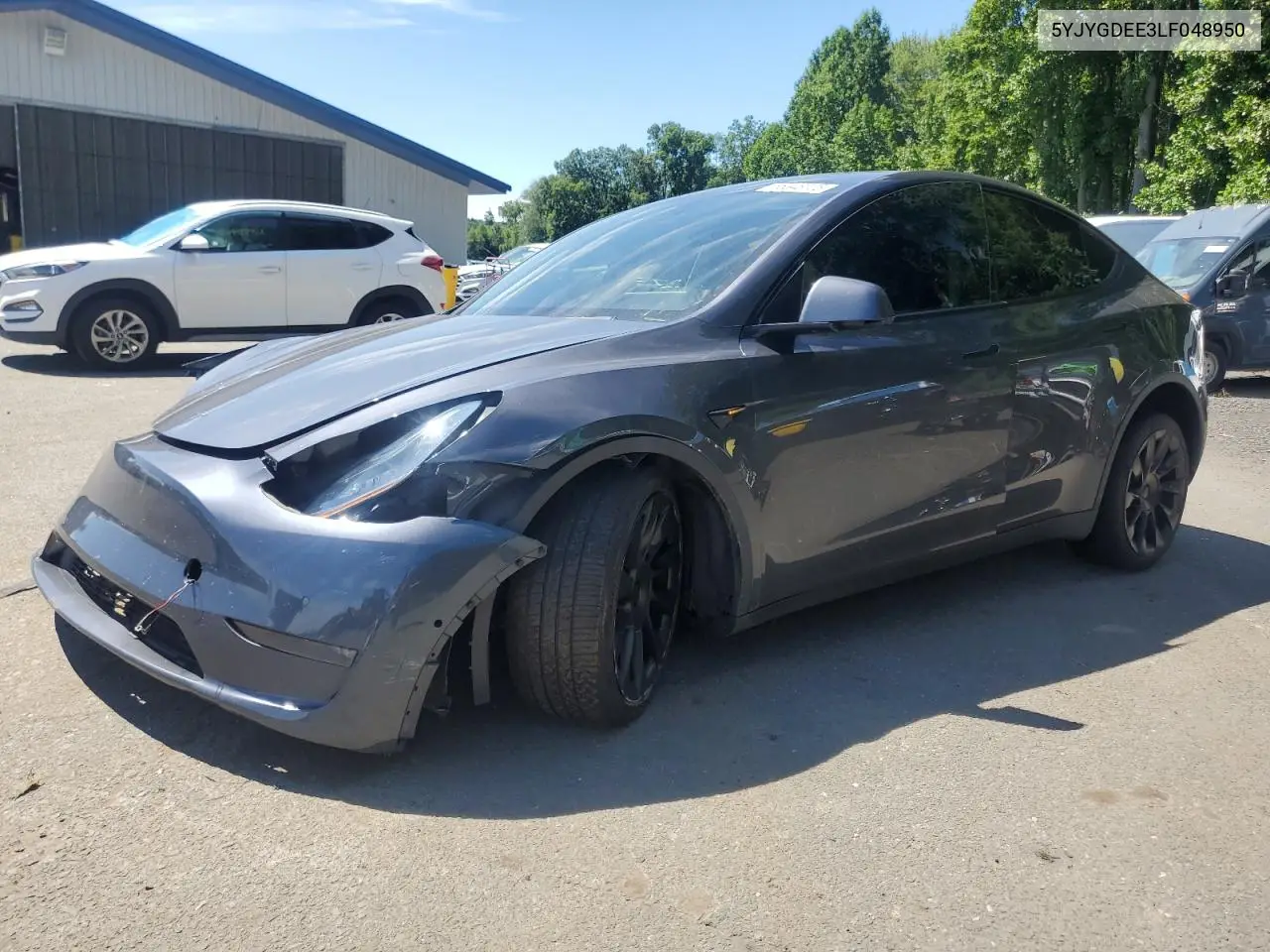 2020 Tesla Model Y VIN: 5YJYGDEE3LF048950 Lot: 65348705