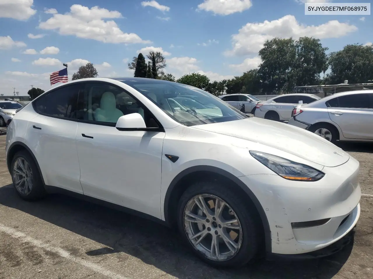 2021 Tesla Model Y VIN: 5YJYGDEE7MF068975 Lot: 56716945