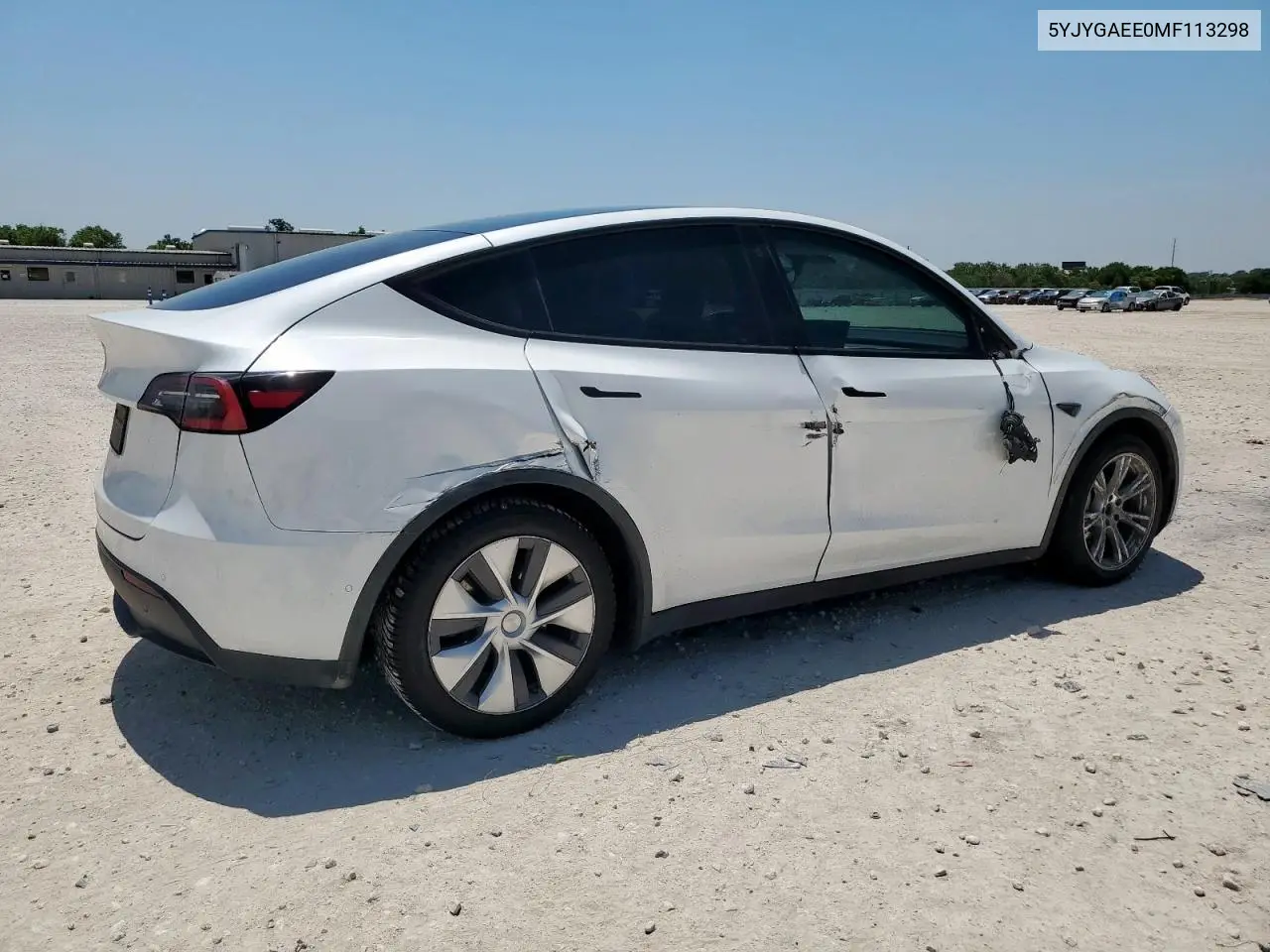 2021 Tesla Model Y VIN: 5YJYGAEE0MF113298 Lot: 56751235
