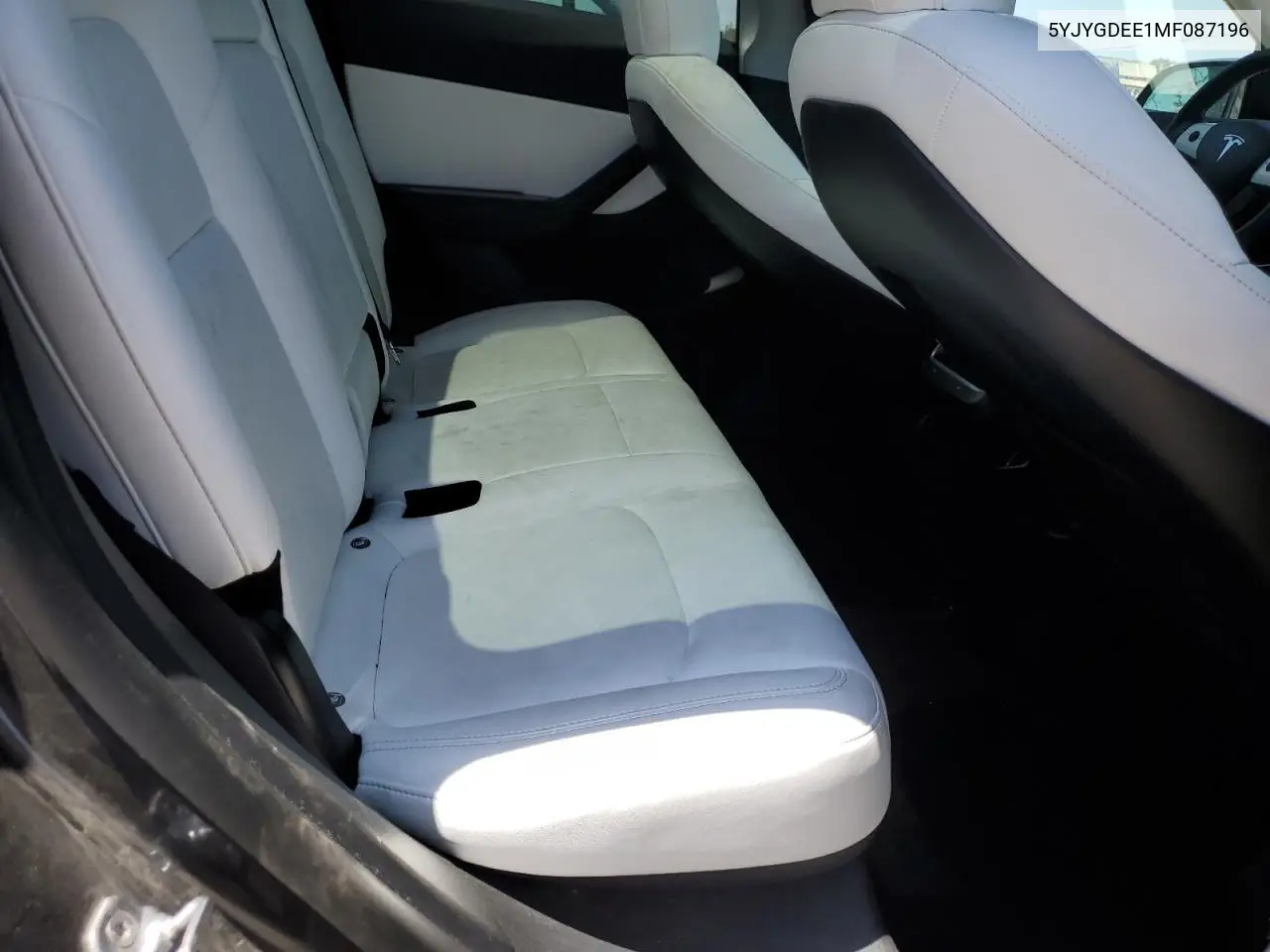 2021 Tesla Model Y VIN: 5YJYGDEE1MF087196 Lot: 63343365