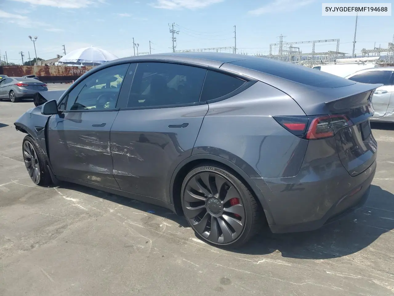 2021 Tesla Model Y VIN: 5YJYGDEF8MF194688 Lot: 64663755