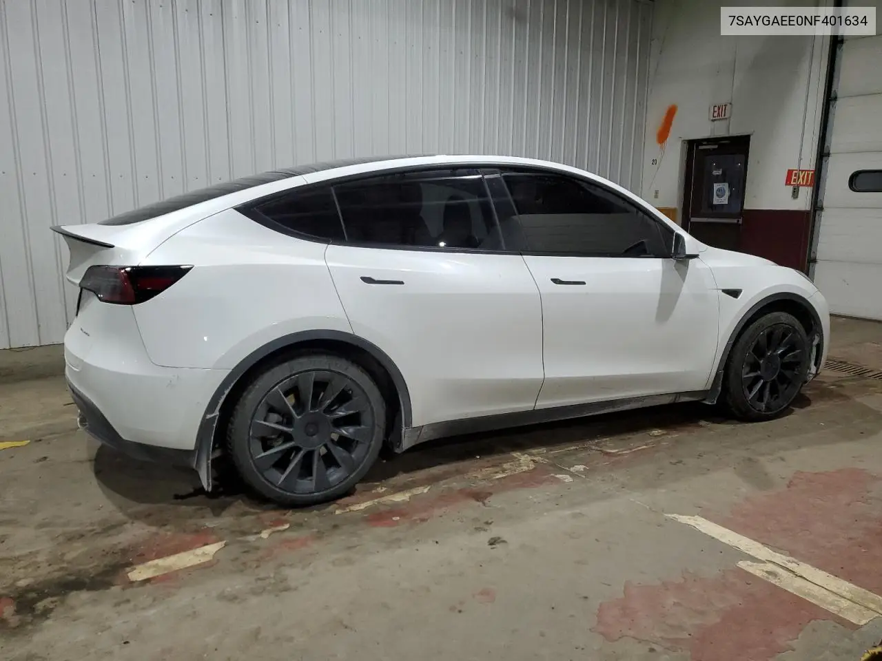 2022 Tesla Model Y VIN: 7SAYGAEE0NF401634 Lot: 44974685