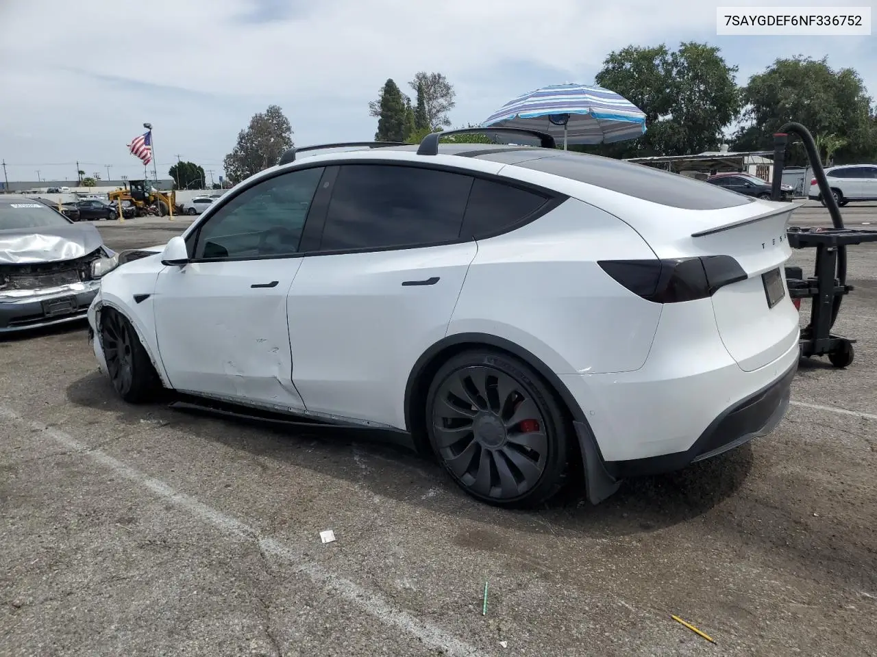 2022 Tesla Model Y VIN: 7SAYGDEF6NF336752 Lot: 56563885