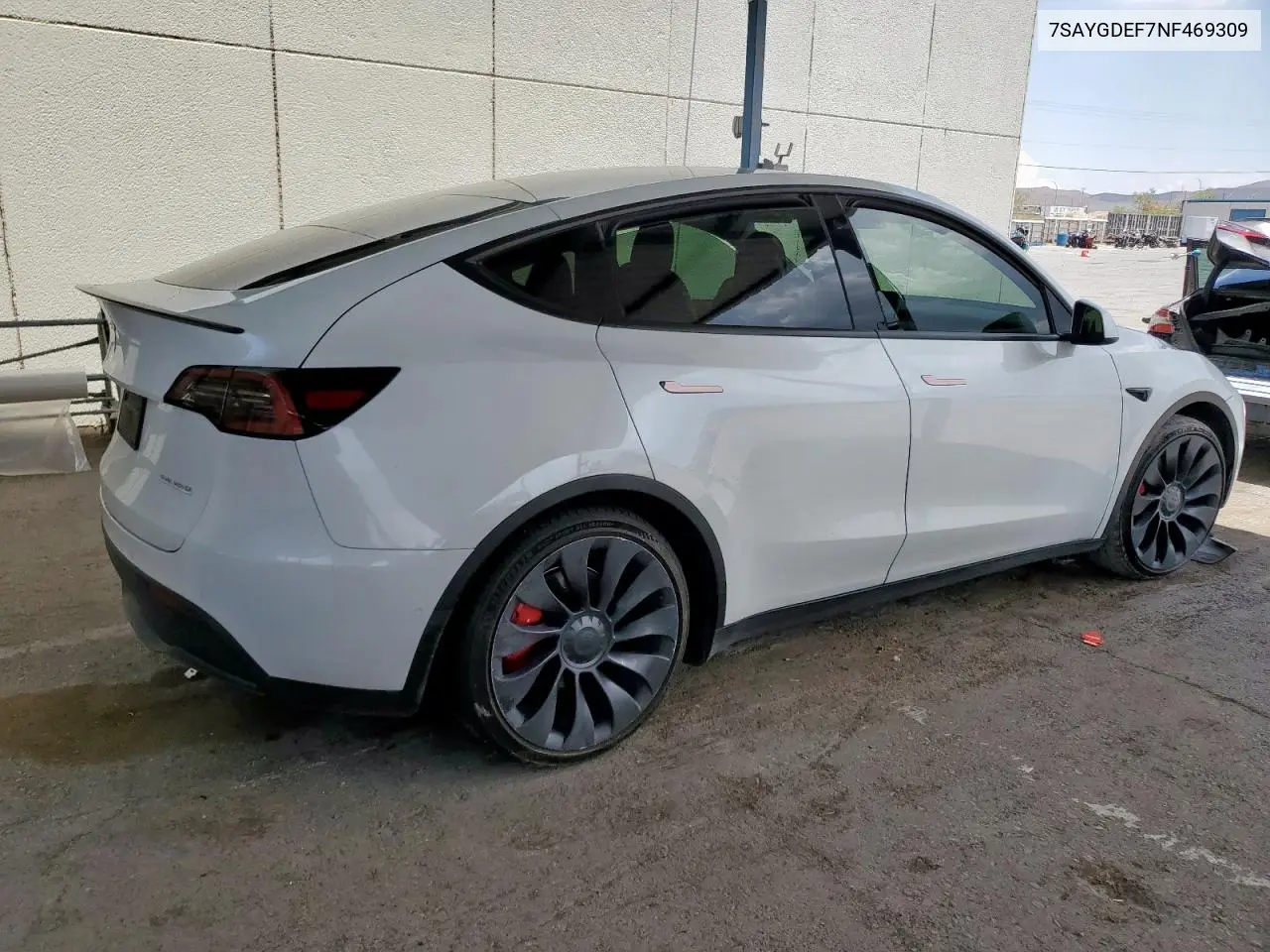 2022 Tesla Model Y VIN: 7SAYGDEF7NF469309 Lot: 62742335
