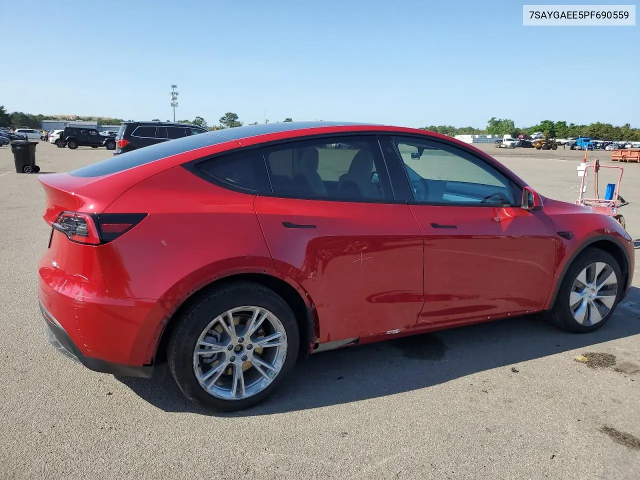 2023 Tesla Model Y VIN: 7SAYGAEE5PF690559 Lot: 61683155