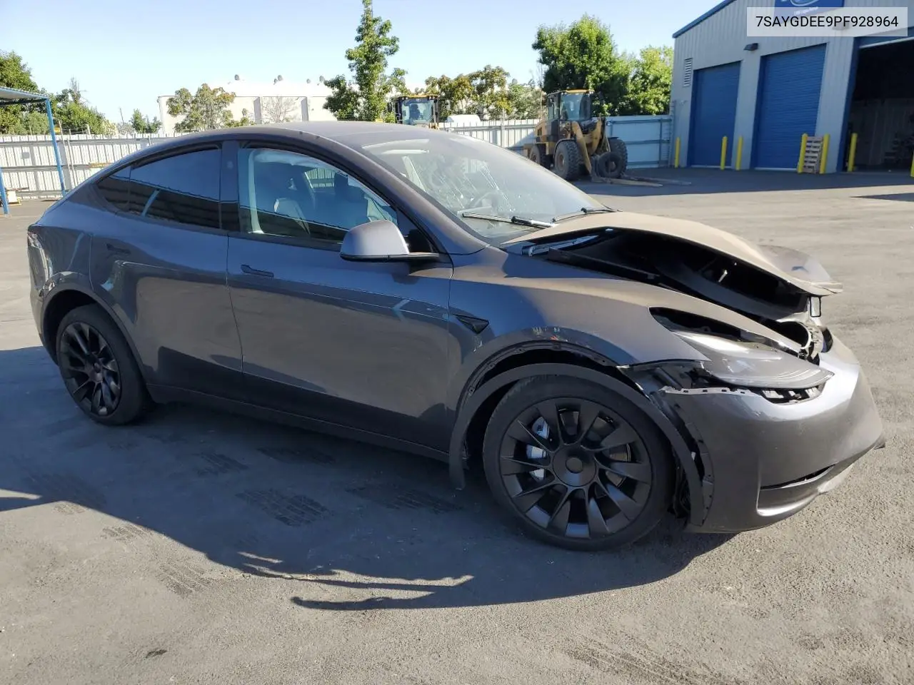 2023 Tesla Model Y VIN: 7SAYGDEE9PF928964 Lot: 61778455