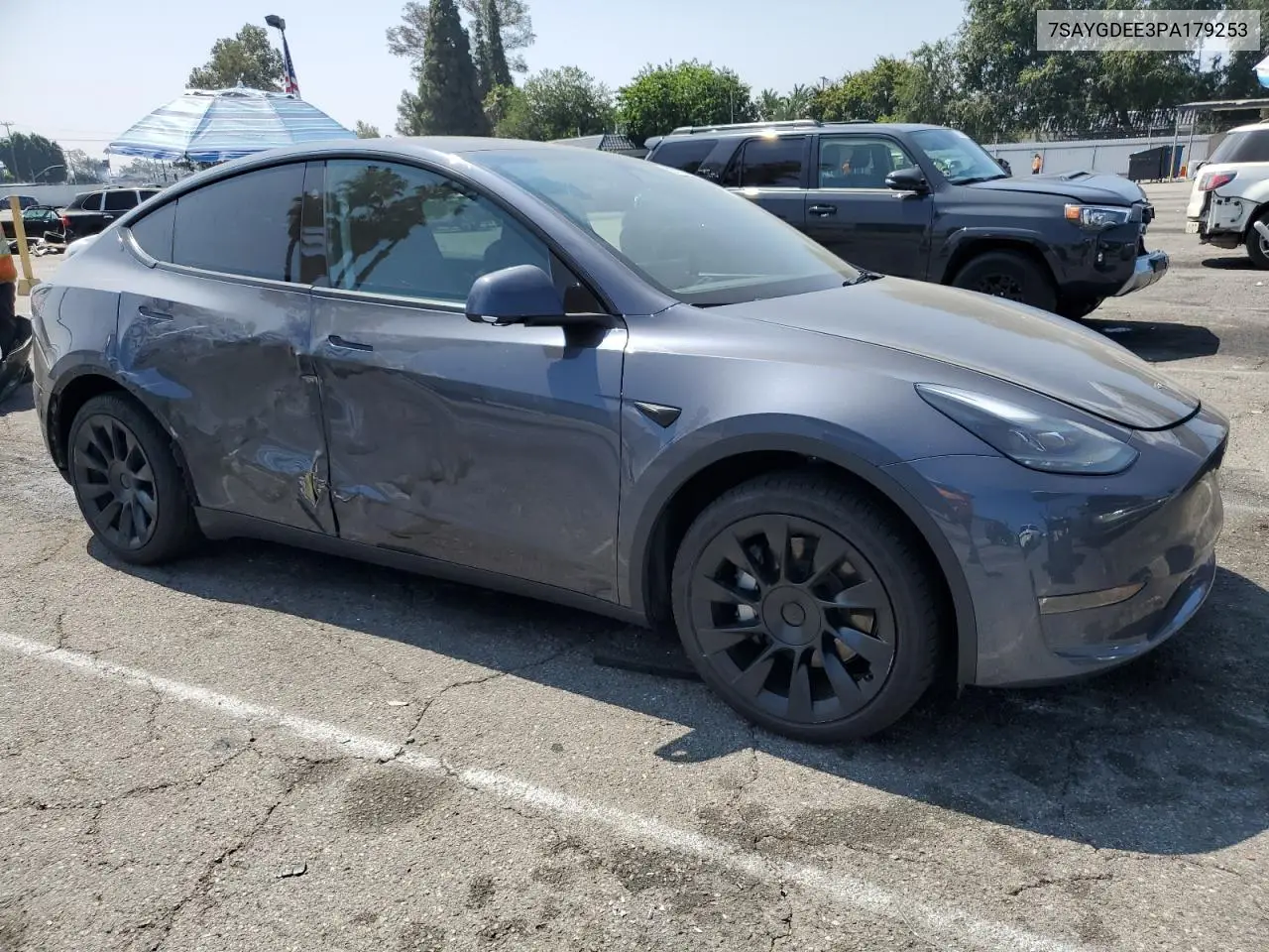 2023 Tesla Model Y VIN: 7SAYGDEE3PA179253 Lot: 62171995