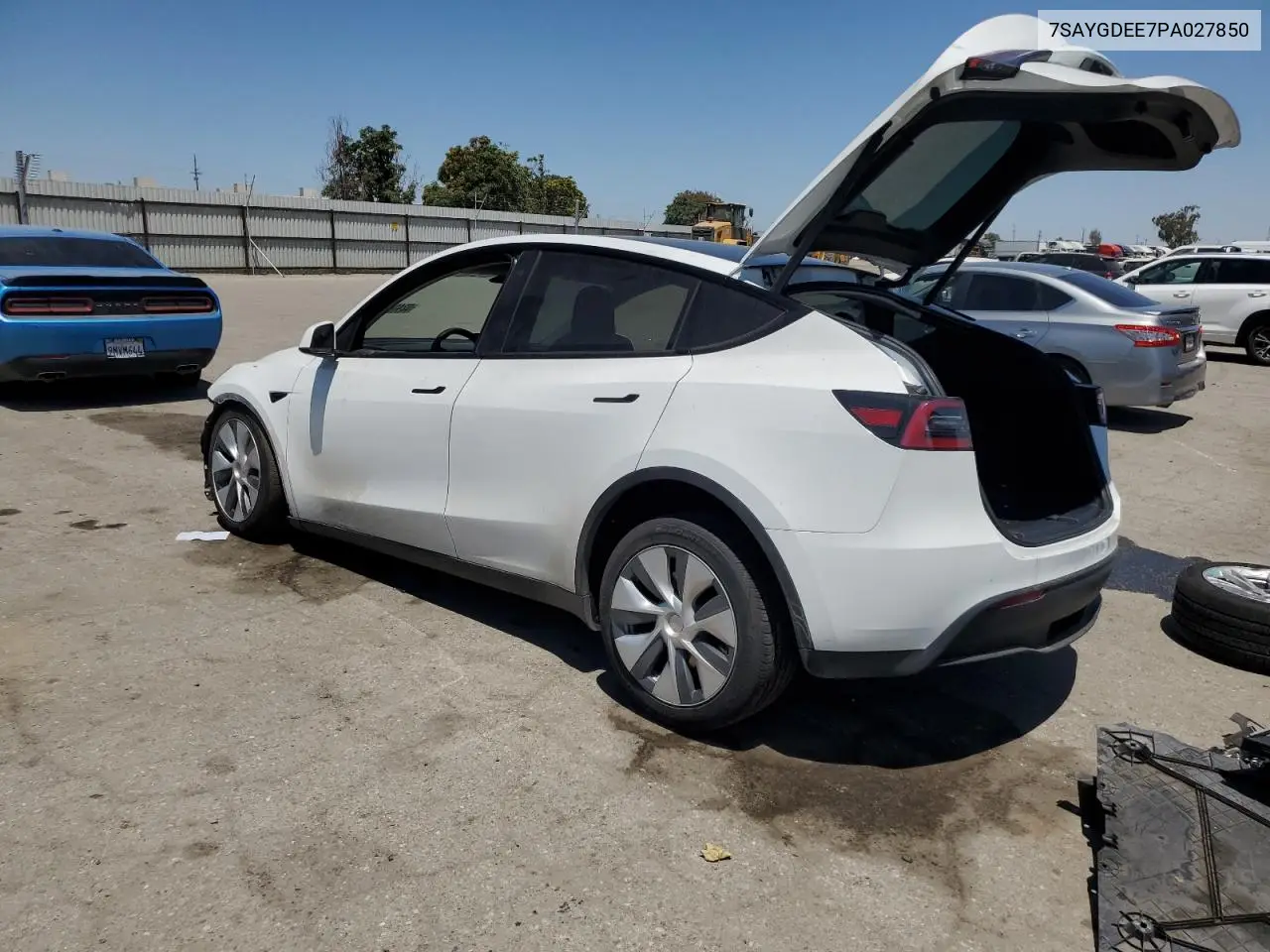 2023 Tesla Model Y VIN: 7SAYGDEE7PA027850 Lot: 62414425