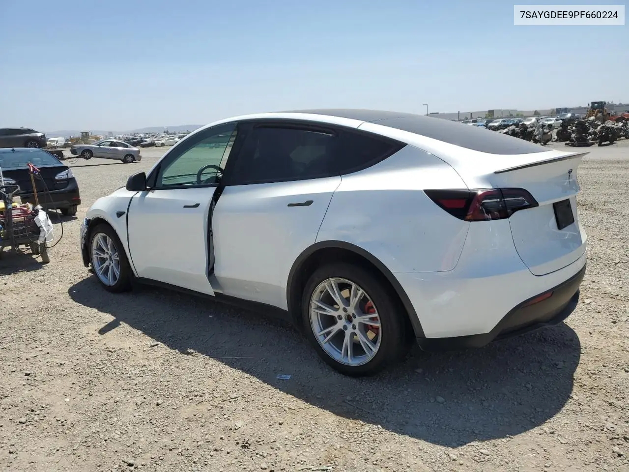 2023 Tesla Model Y VIN: 7SAYGDEE9PF660224 Lot: 62928495