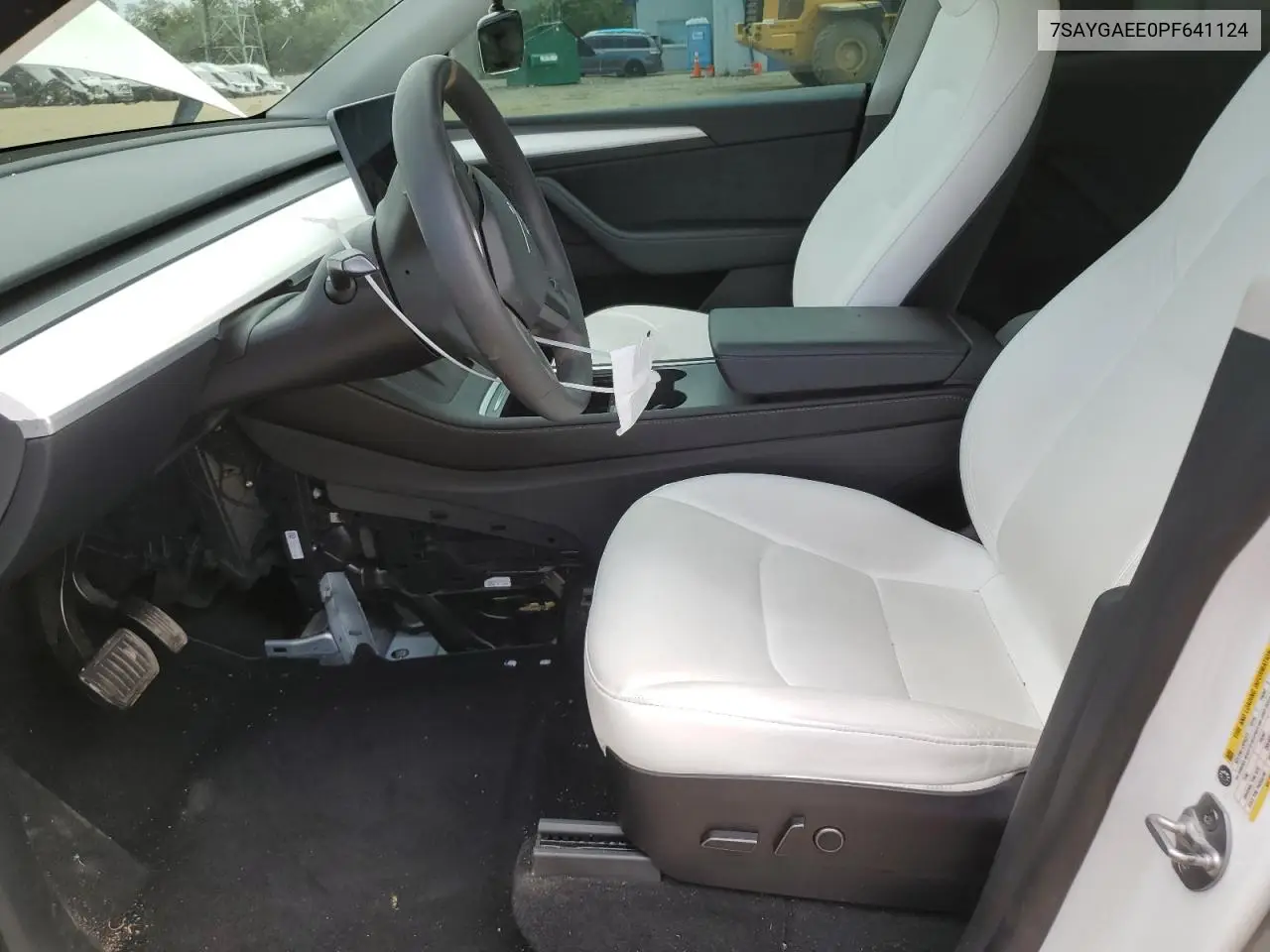 2023 Tesla Model Y VIN: 7SAYGAEE0PF641124 Lot: 65140725