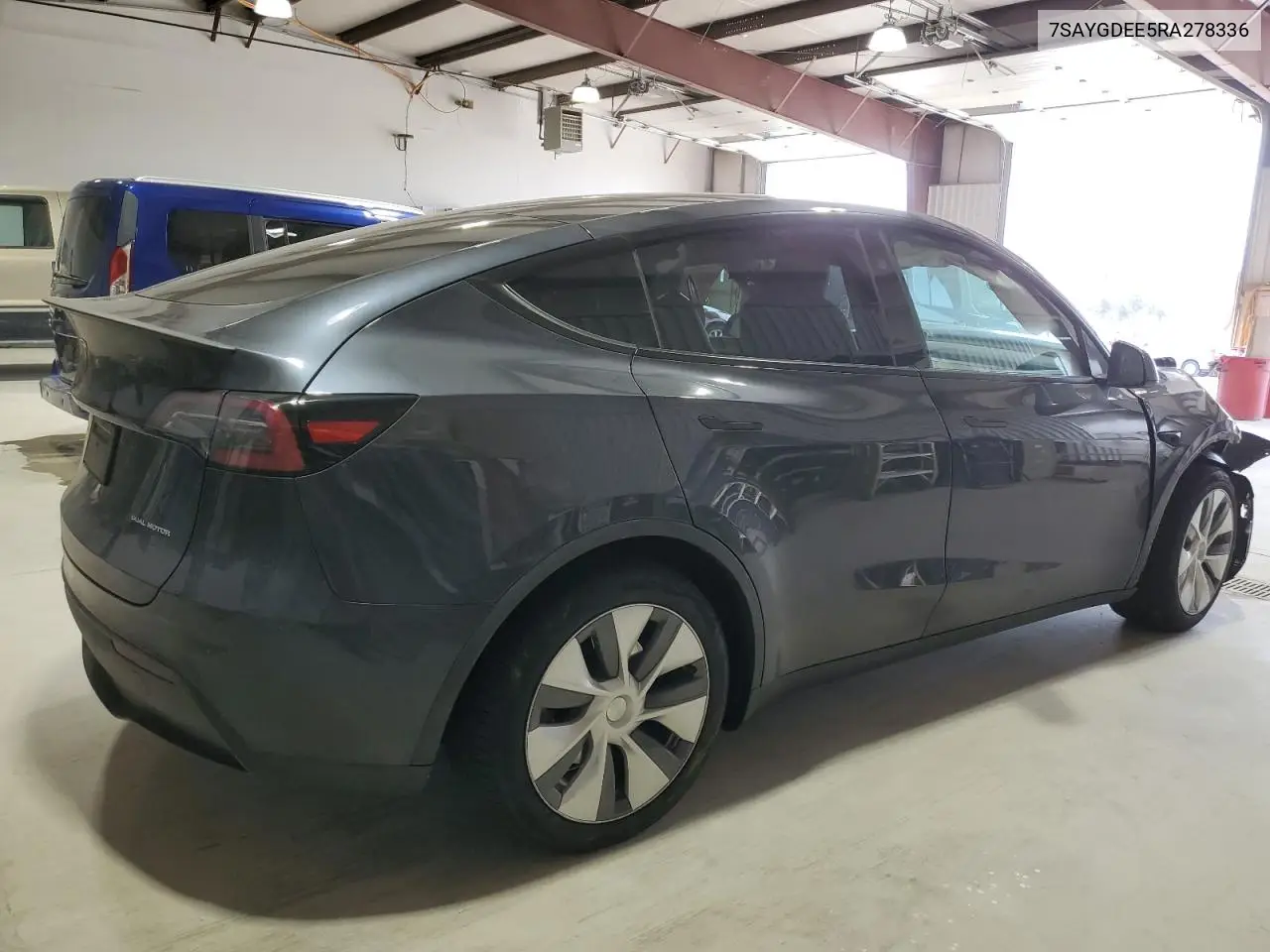 2024 Tesla Model Y VIN: 7SAYGDEE5RA278336 Lot: 53654675