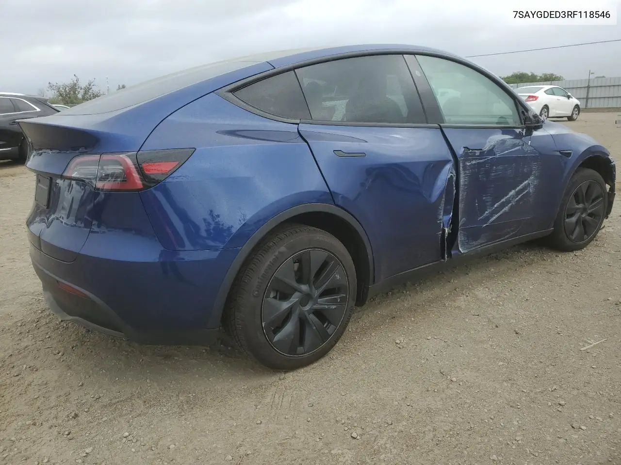 2024 Tesla Model Y VIN: 7SAYGDED3RF118546 Lot: 56573375