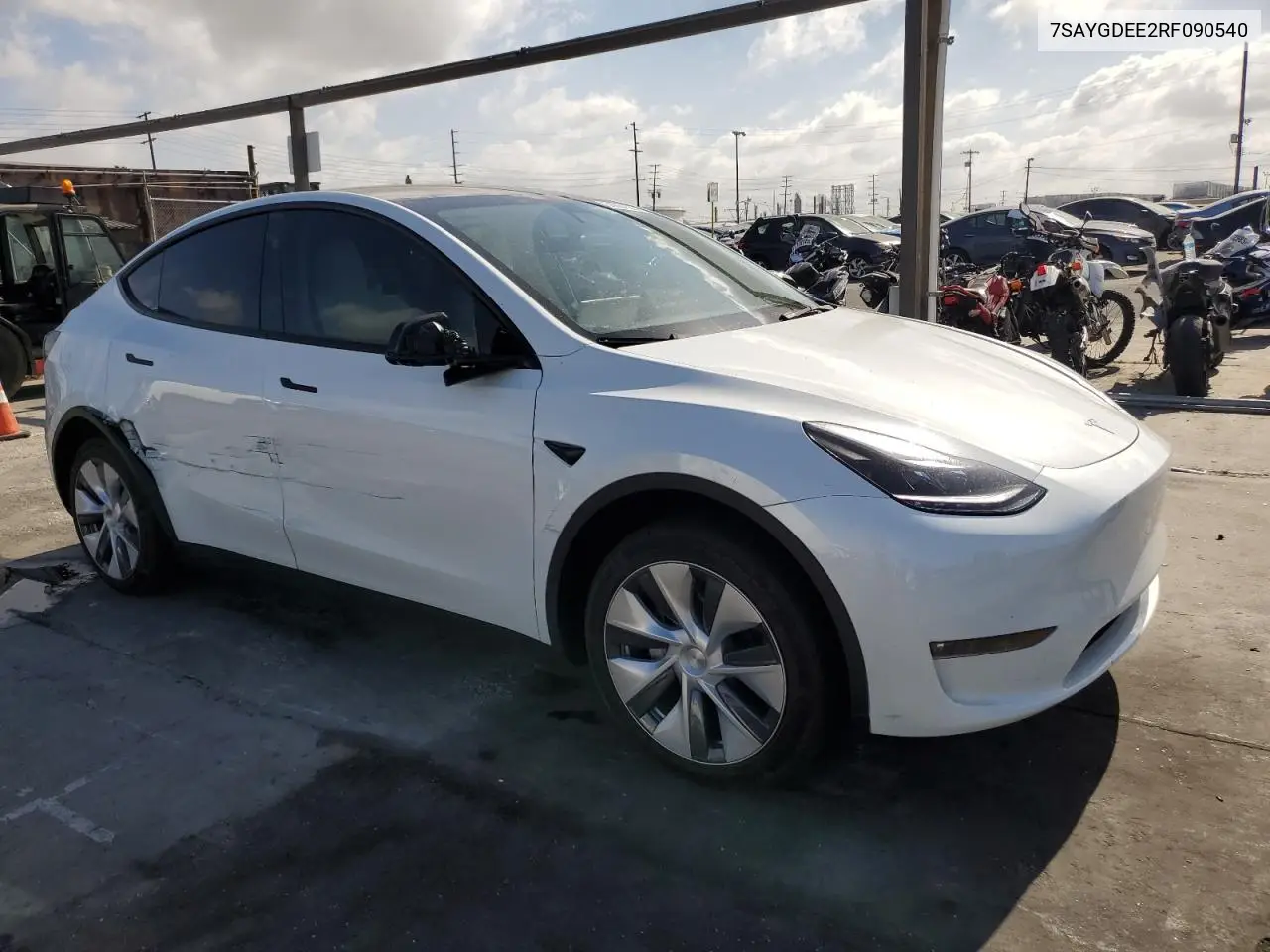 2024 Tesla Model Y VIN: 7SAYGDEE2RF090540 Lot: 56684505