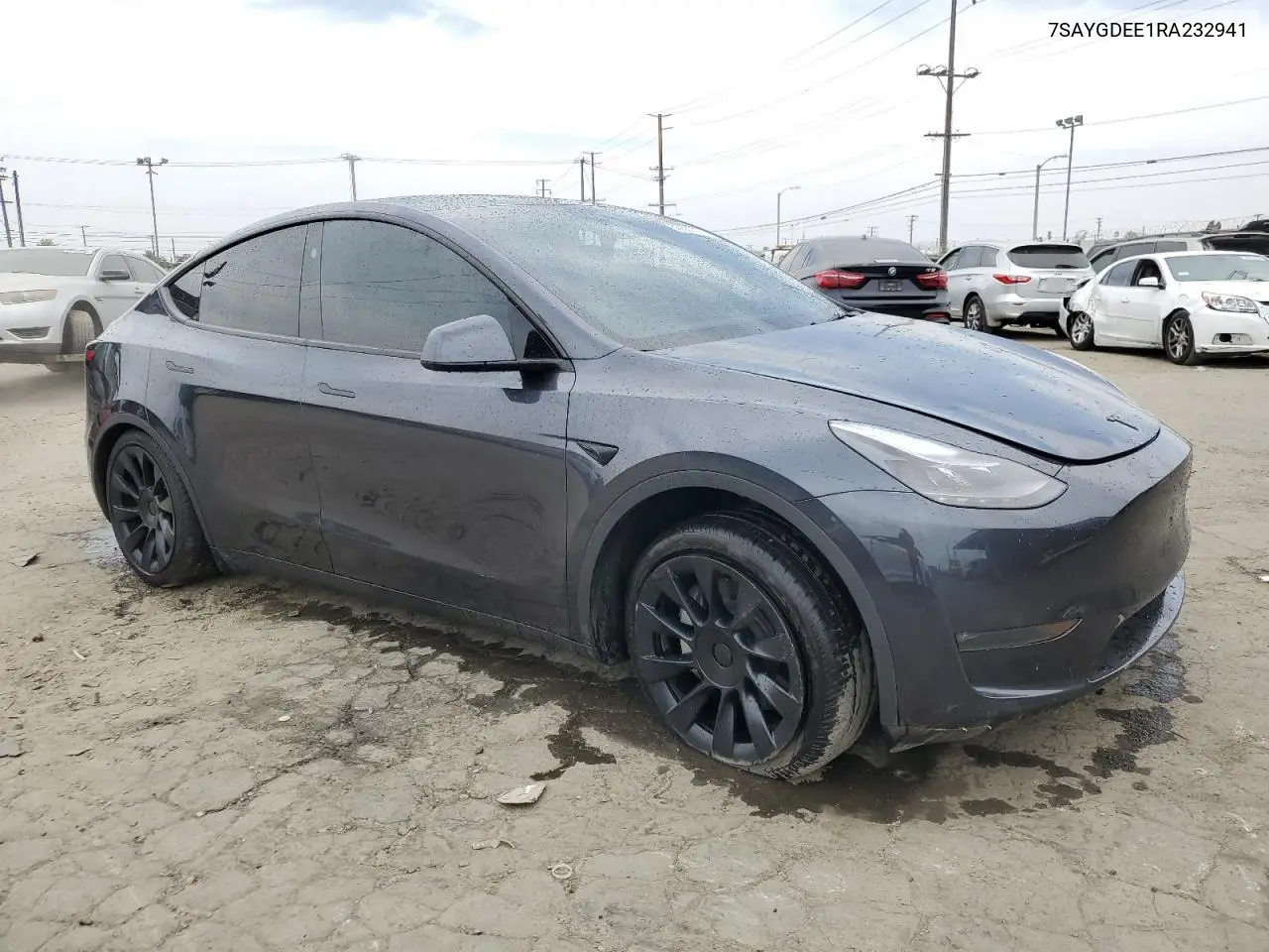 2024 Tesla Model Y VIN: 7SAYGDEE1RA232941 Lot: 58850175