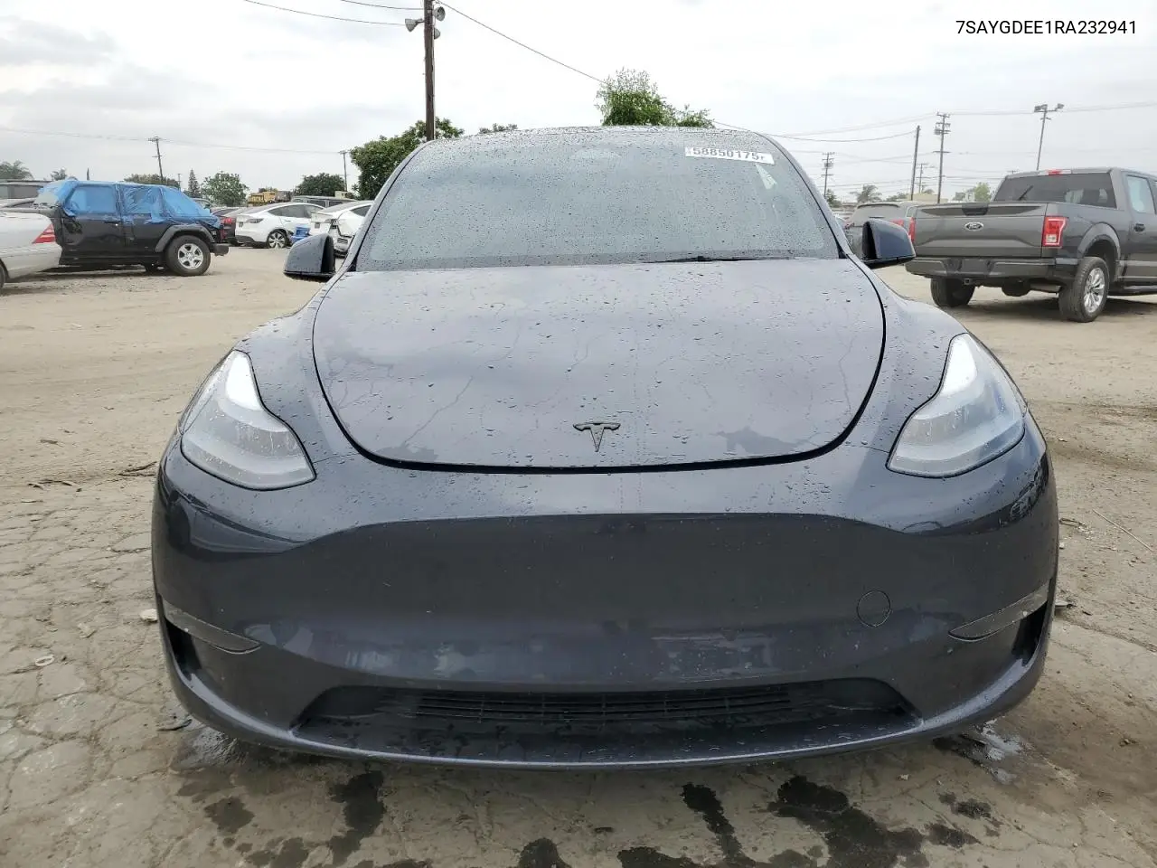 2024 Tesla Model Y VIN: 7SAYGDEE1RA232941 Lot: 58850175