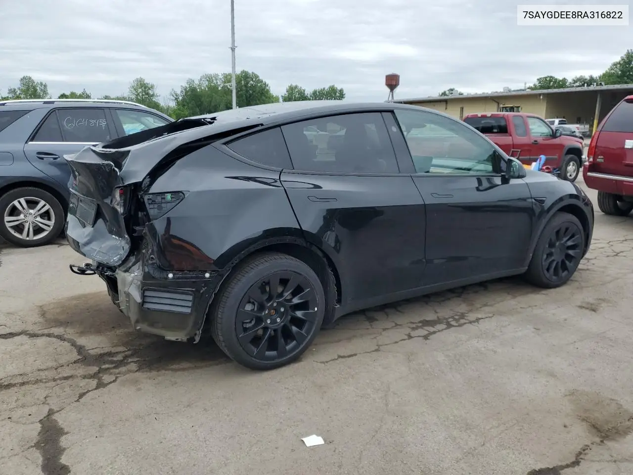 2024 Tesla Model Y VIN: 7SAYGDEE8RA316822 Lot: 60918505
