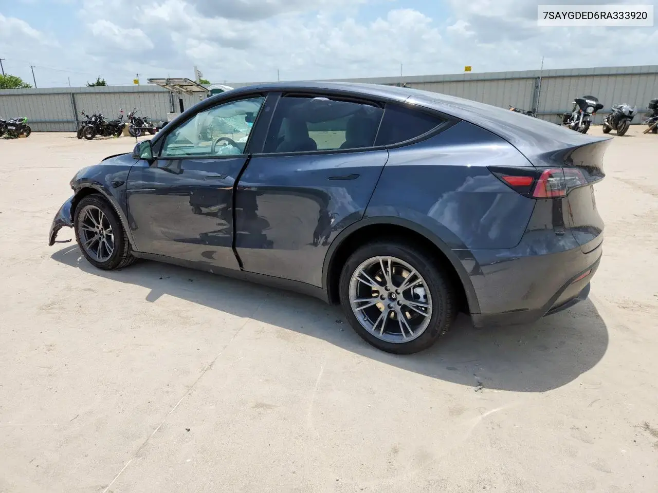 2024 Tesla Model Y VIN: 7SAYGDED6RA333920 Lot: 61830245